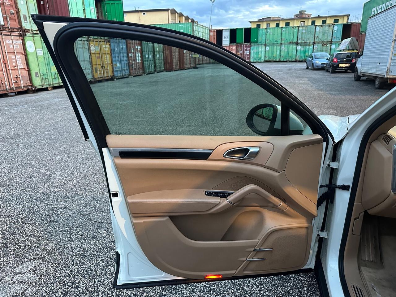 Porsche Cayenne 3.0 S Diesel PARI AL NUOVOp