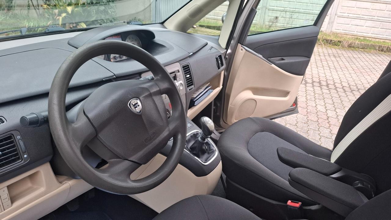 Lancia MUSA 1.4 16V Platino