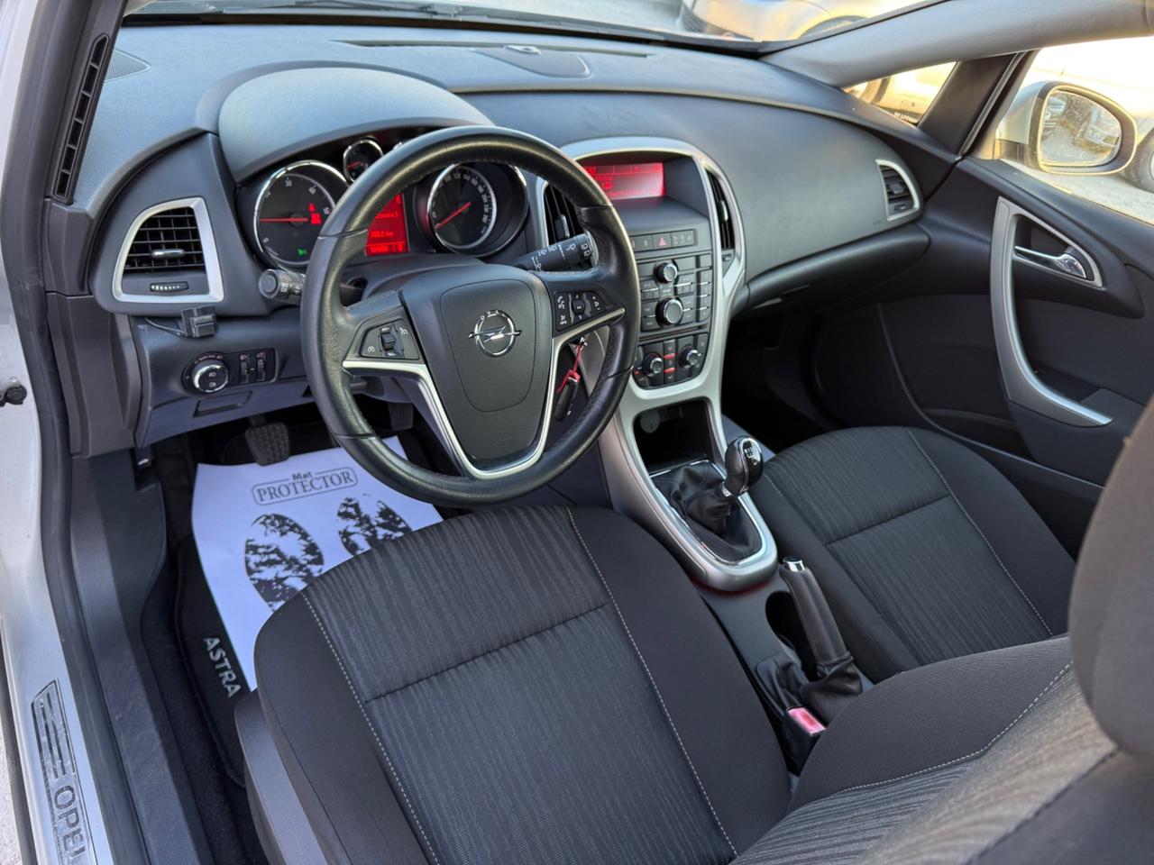 Opel Astra 1.7 CDTI 125CV Sports Tourer Cosmo UNICO