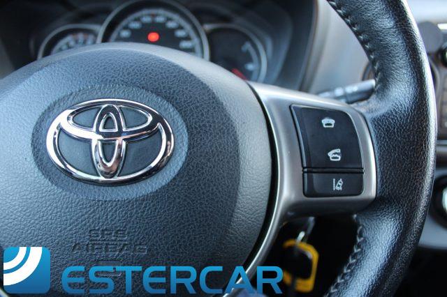 TOYOTA Yaris 1.0 5 porte