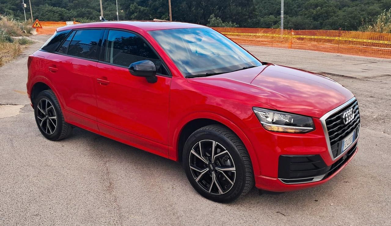 Audi Q2 35 TDI quattro S tronic Admired (Iva esposta)