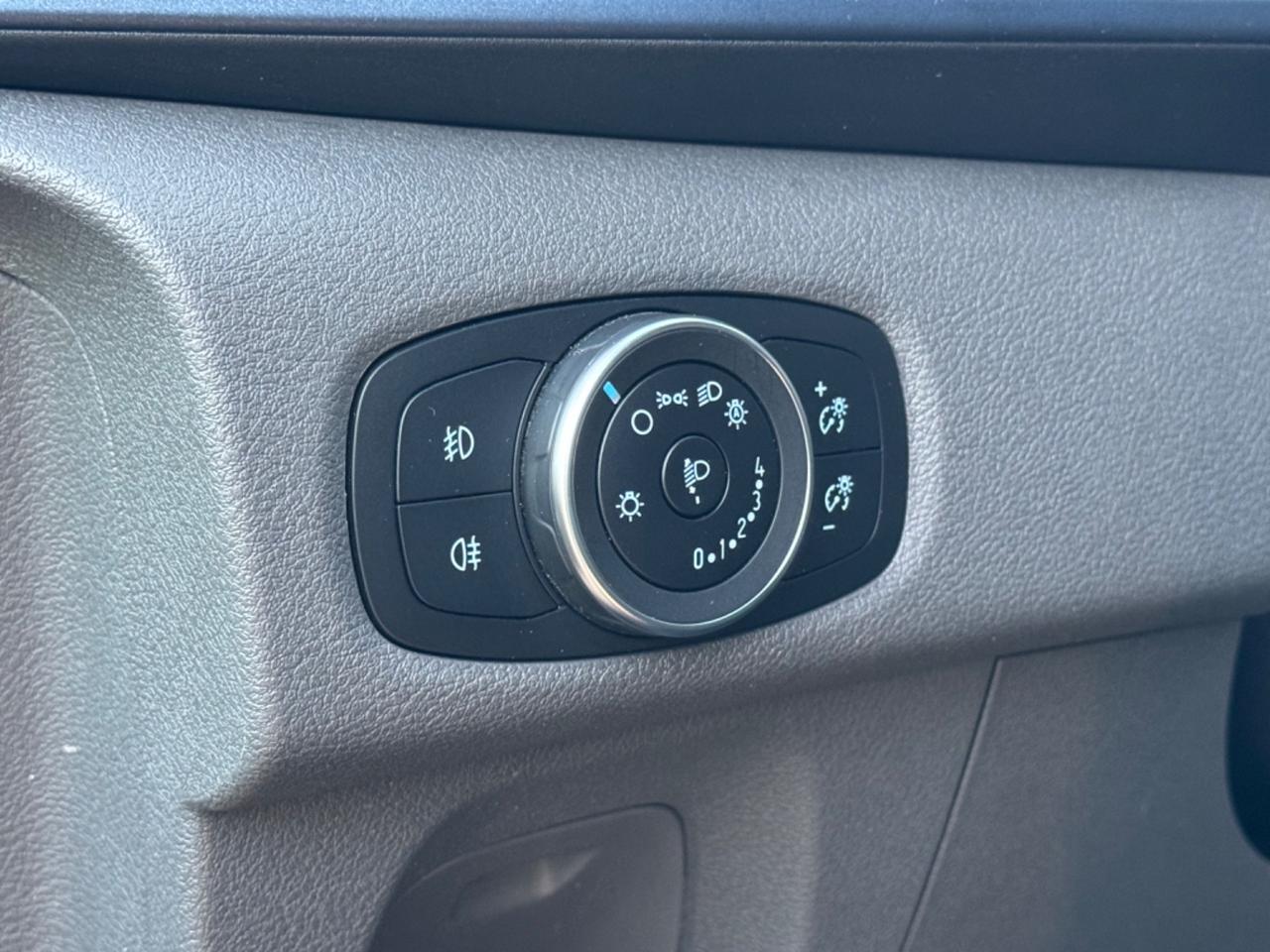 Ford Tourneo Custom 320 2.0 EcoBlue 170CV aut. PL Active