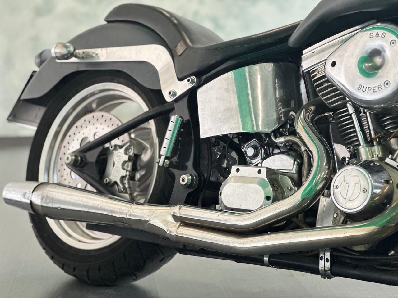 Altro Altro Titan Coyote - Harley Davidson Softail