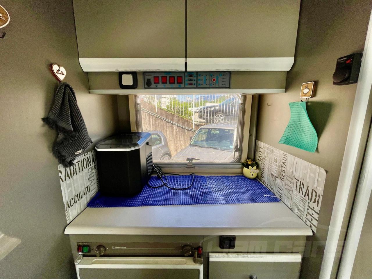 Ford TRANSIT 120 s 2.5