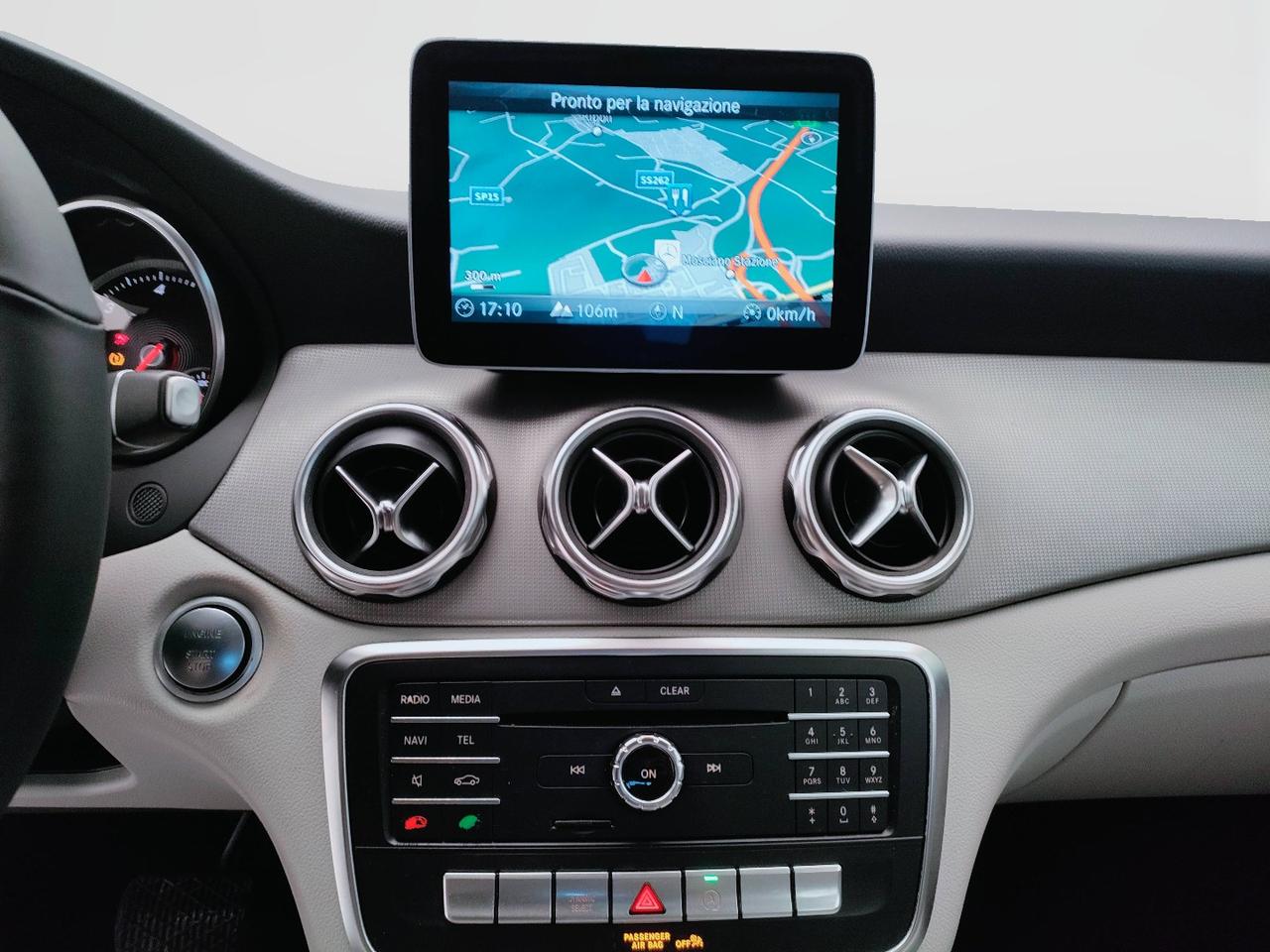 Mercedes-Benz GLA-X156 2017 - GLA 180 d Sport auto