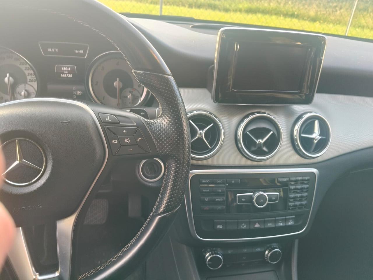 Mercedes-benz GLA 200 CDI Automatic Executive