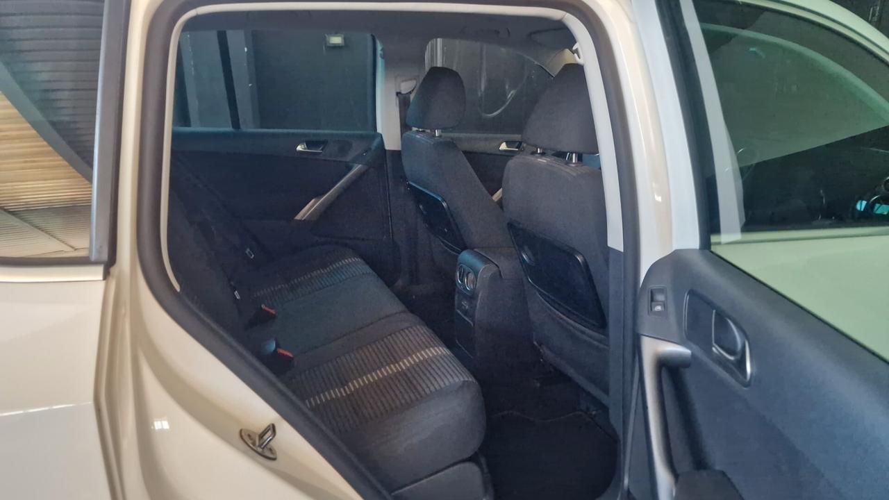 Volkswagen Tiguan 2.0 TDI DPF 4MOTION Sport & Style