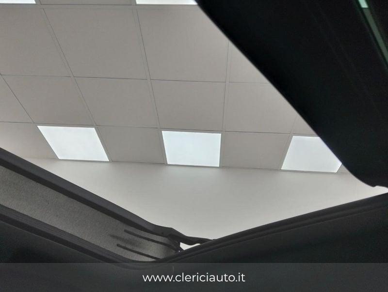Volkswagen T-Roc 1.5 TSI ACT DSG R-Line
