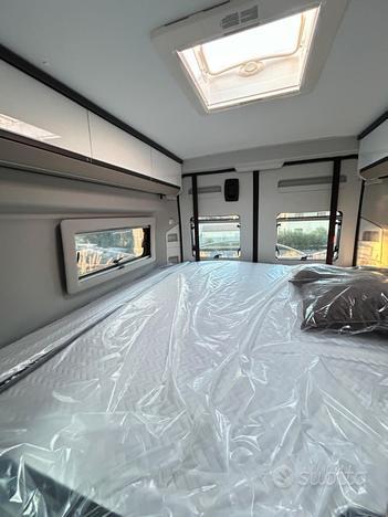 Adria Twin Plus 640 SGX-Km 0