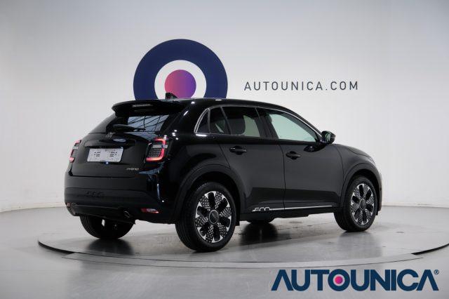 FIAT 600 HYBRID 100 CV DCT MHEV LA PRIMA NEOPATENTATI