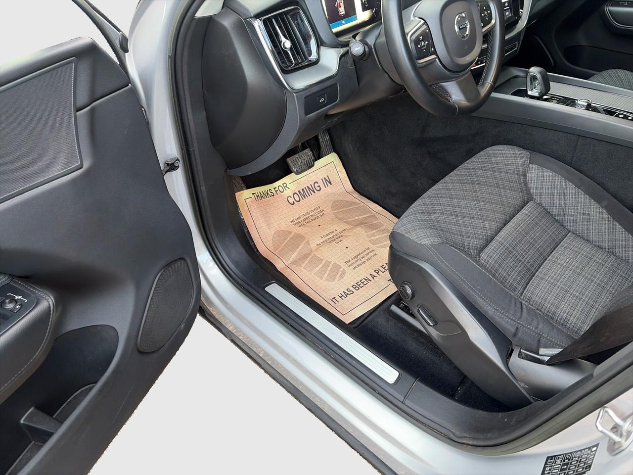 Volvo XC 60 XC60 B4 (d) AWD automatico Core