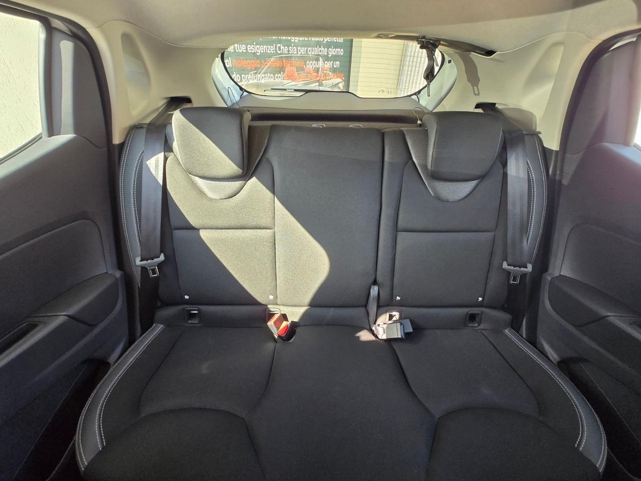 Renault Clio 1.2 16V 75CV Zen #50748