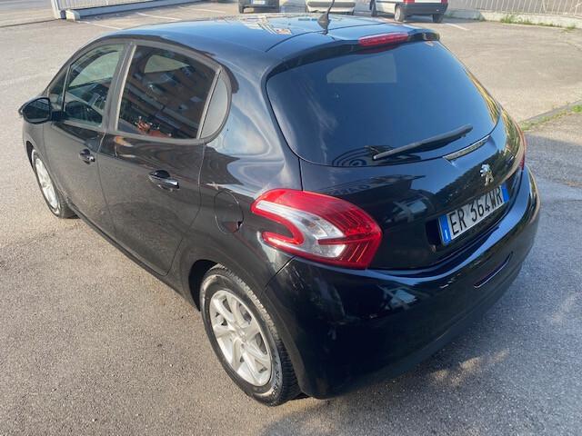 Peugeot 208 1.2 Allure Neopatentato