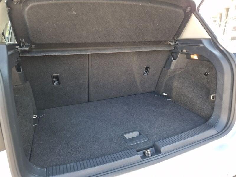 Volkswagen T-Cross 1.0 TSI Style BMT