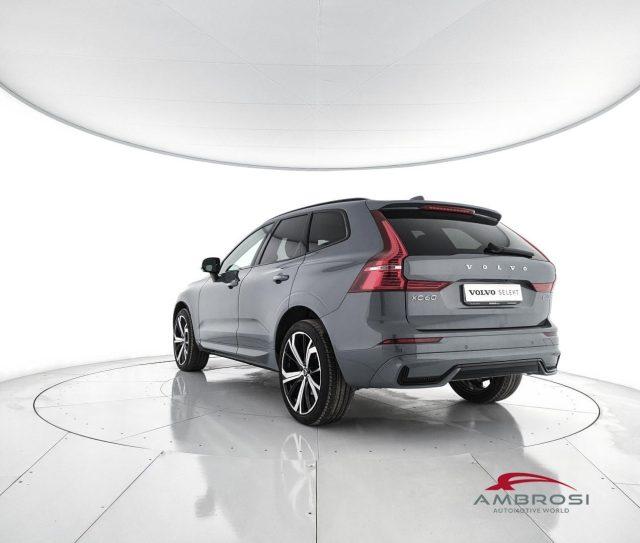 VOLVO XC60 B4 (d) AWD automatico Plus Dark- AUTOCARRO N1