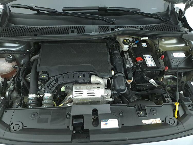 Peugeot 208 Allure BR892086 1.2 Benzina 101CV