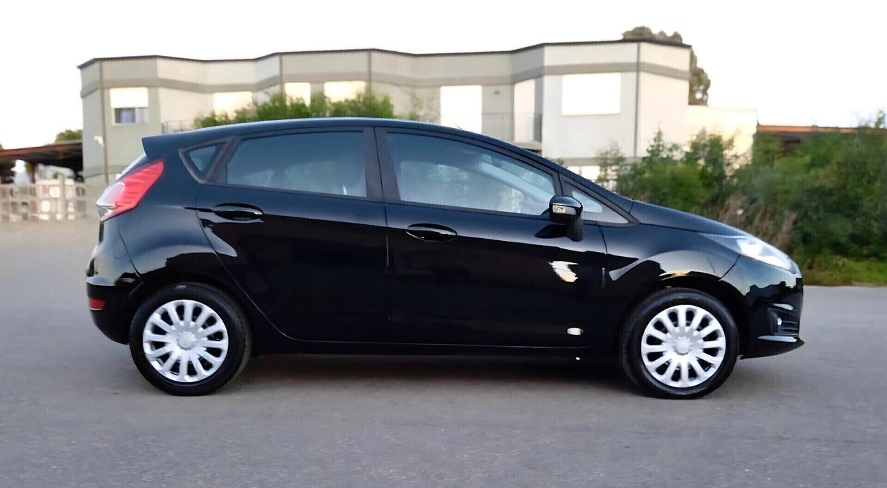 Ford Fiesta 1.5 TDCi 75CV 5 porte