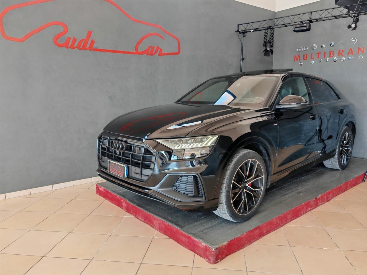 Audi Q8 50 TDI 286 CV quattro tiptronic Sport