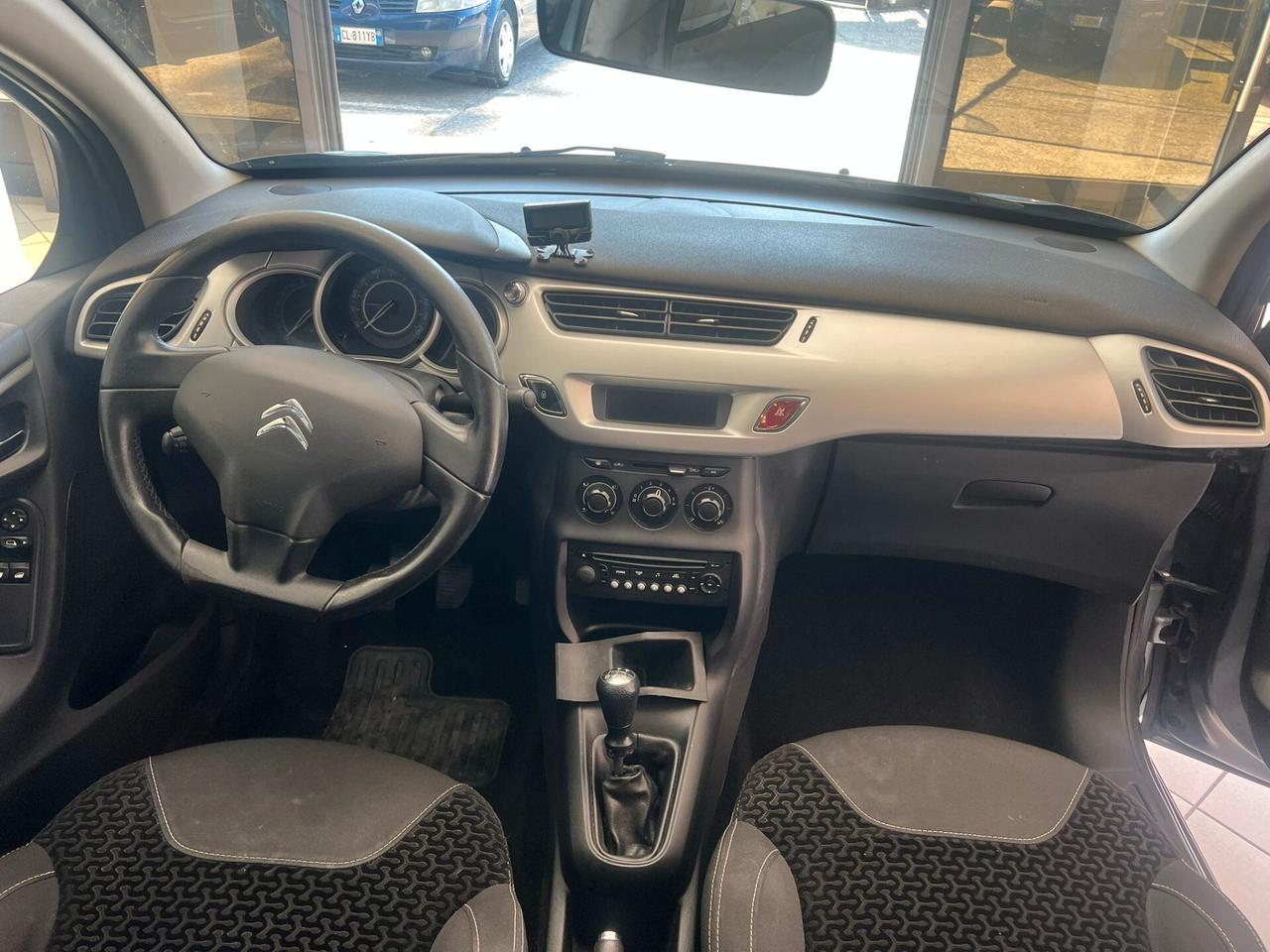 Citroen C3 II 1.1 Exclusive (exclusive style)