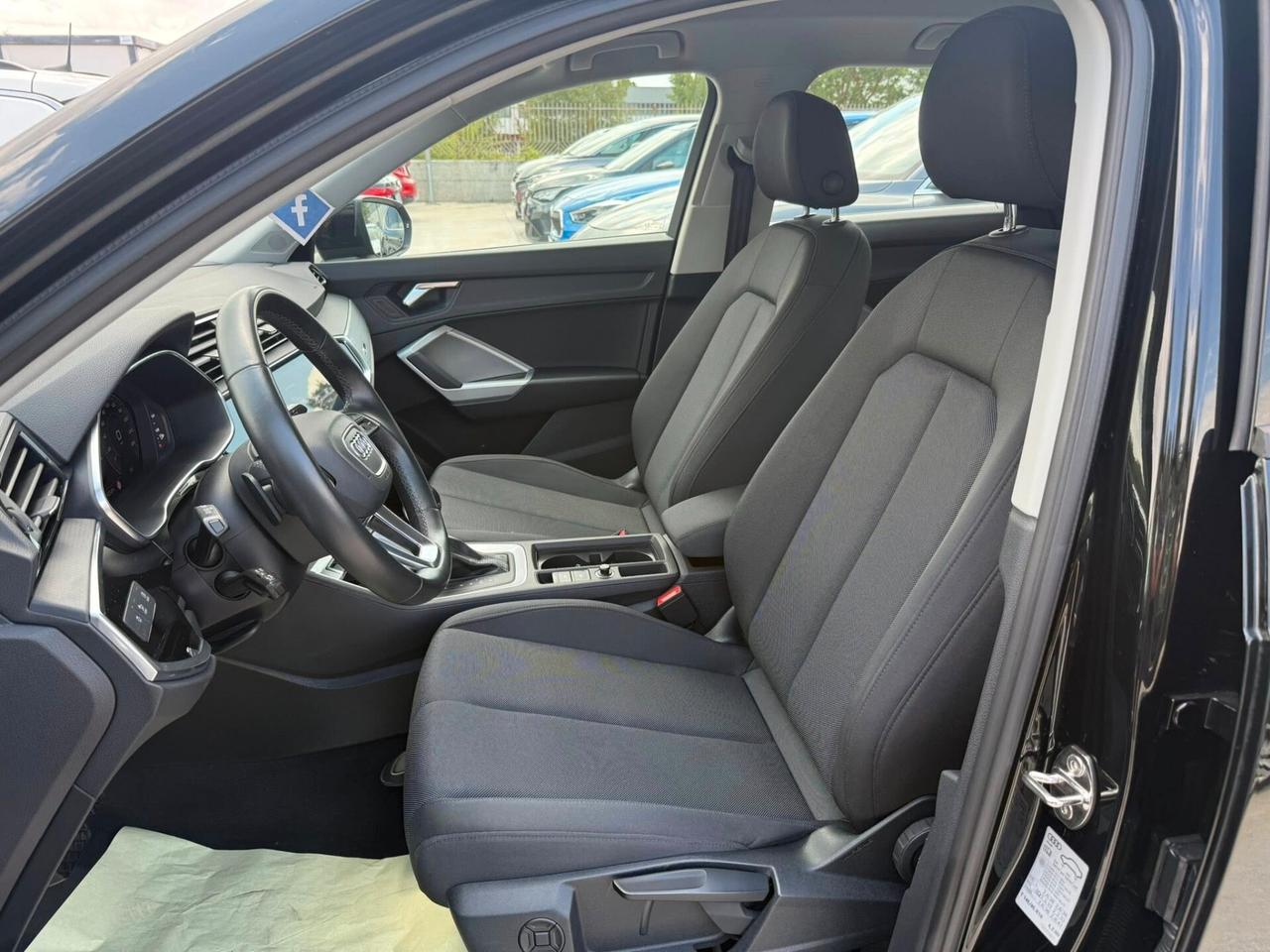 Audi Q3 2.0 TDI 150CV STRONIC (VARI ACCESSORI)