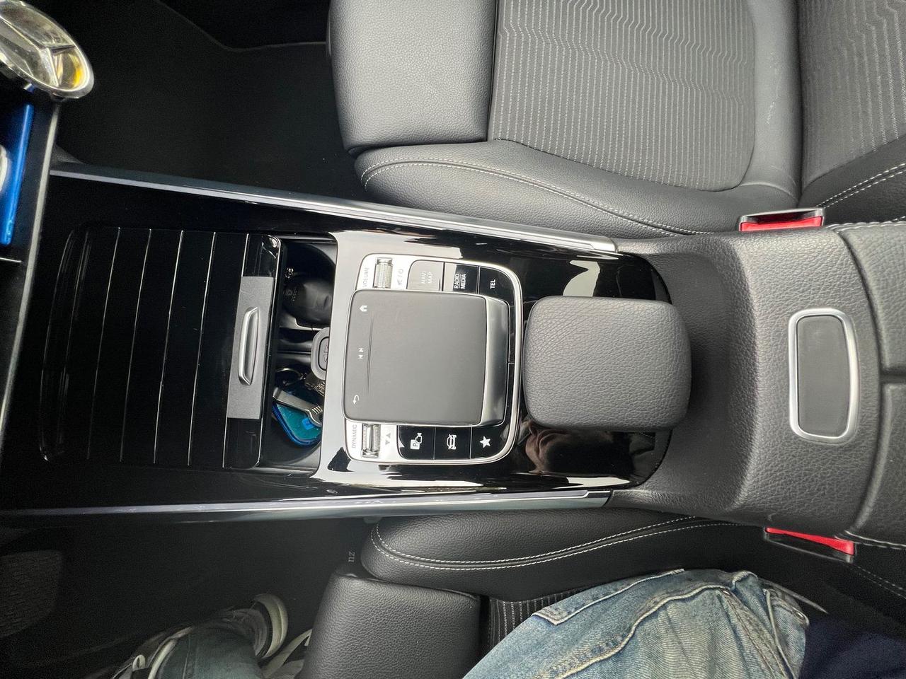 Mercedes-Benz B 180 Sport Plus B 180 D #7534