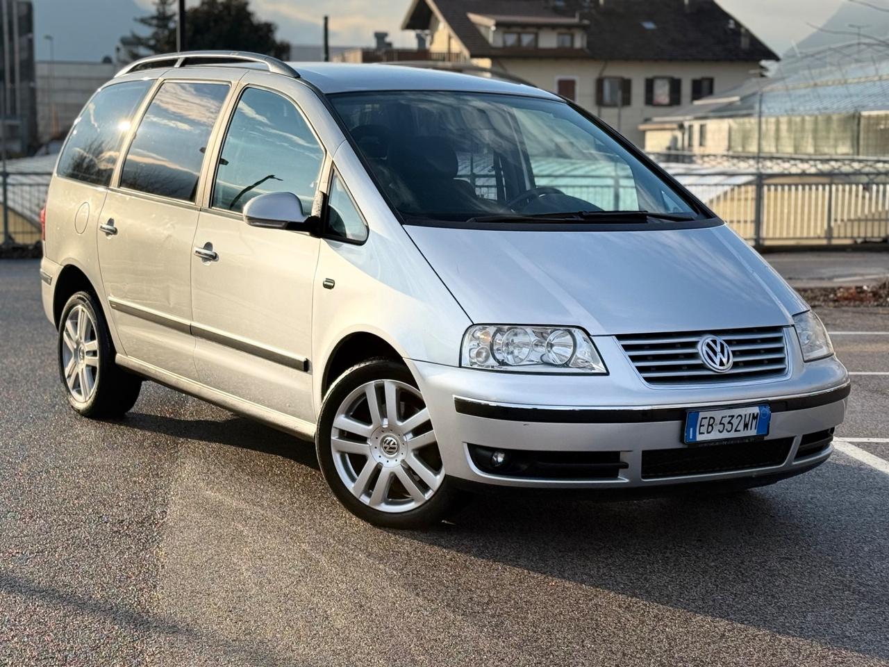 Volkswagen Sharan 2.0 TDI 140cv RESTYLING