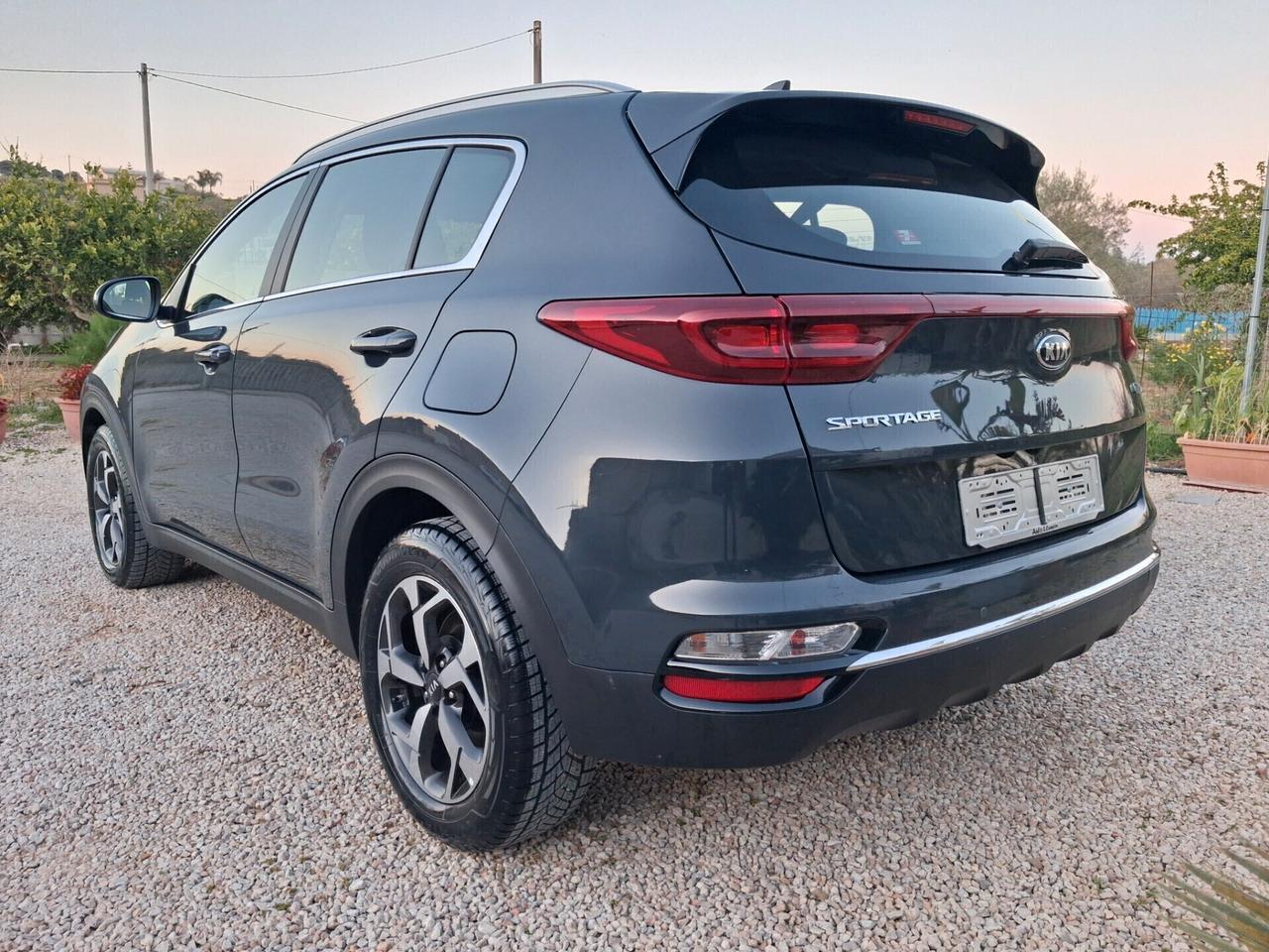 Kia Sportage 1.6 CRDI Diesel/Hybrid solo66.000km