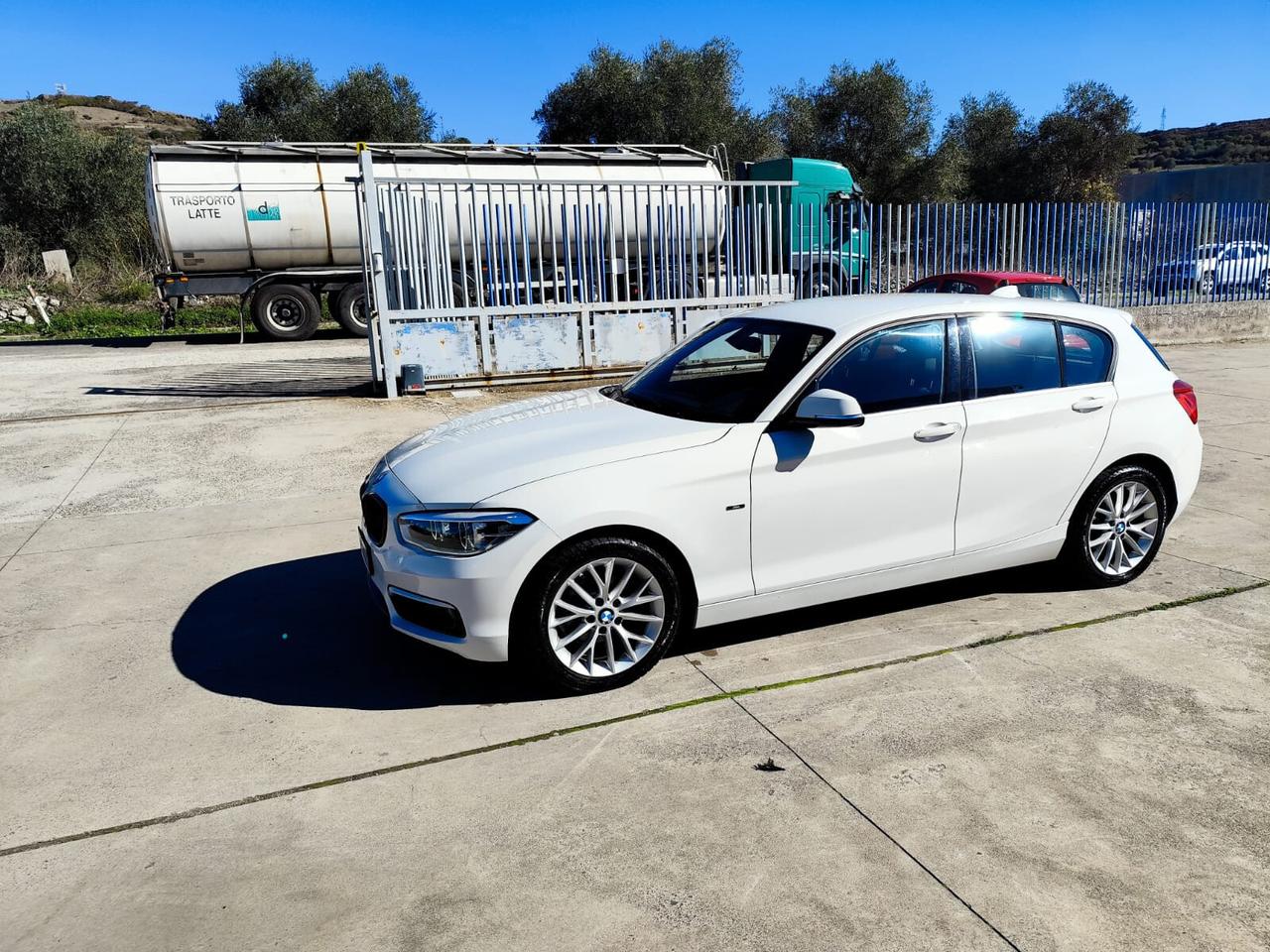 Bmw 118 118d 5p. Urban
