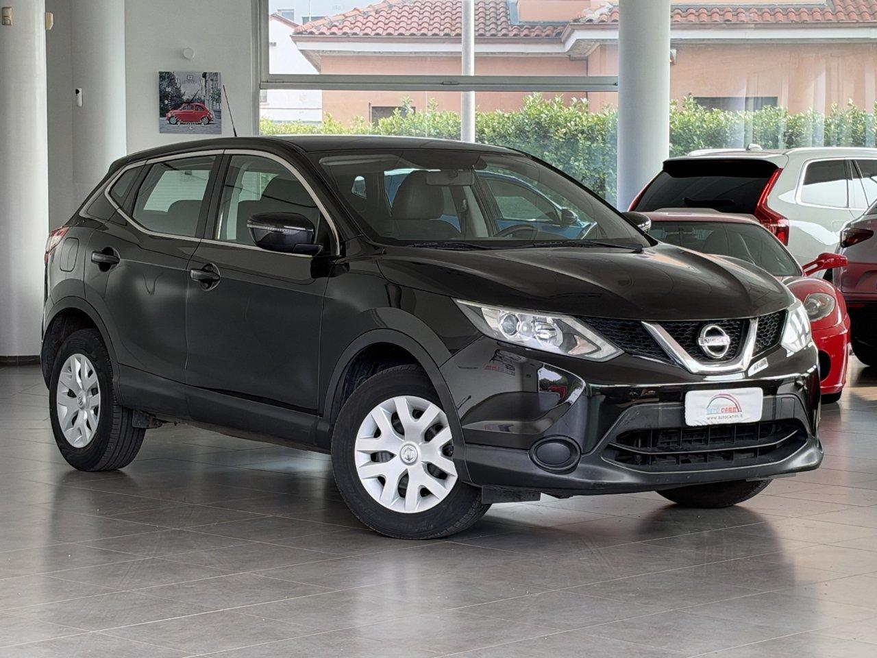 Nissan Qashqai 1.5 dci Visia 110cv
