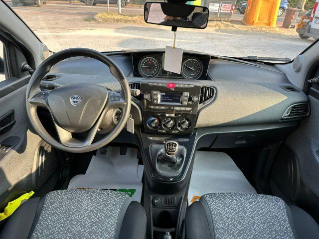 LANCIA Ypsilon 1.0 FireFly 5 porte S&S Hybrid Silver