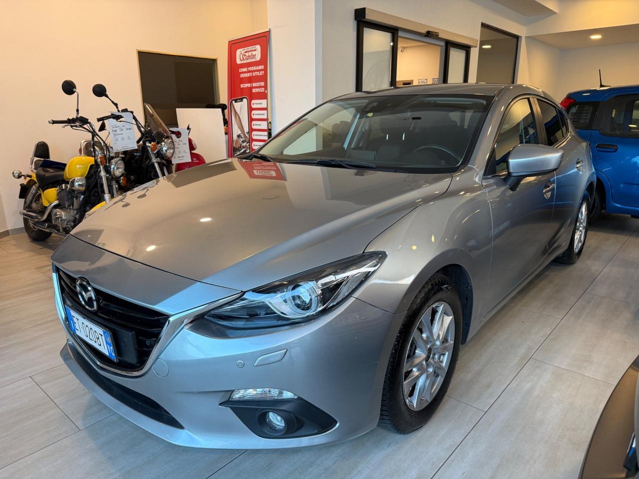 Mazda 3 Mazda3 1.5 Skyactiv-G Essence