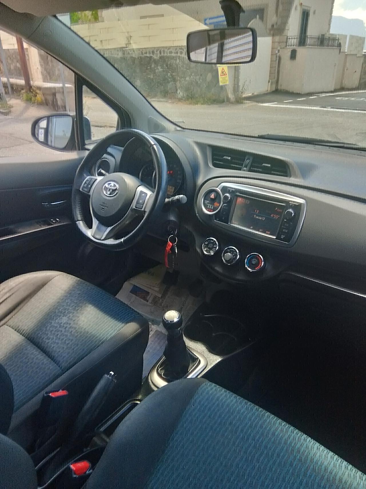 Toyota Yaris 1.0 5 porte Active