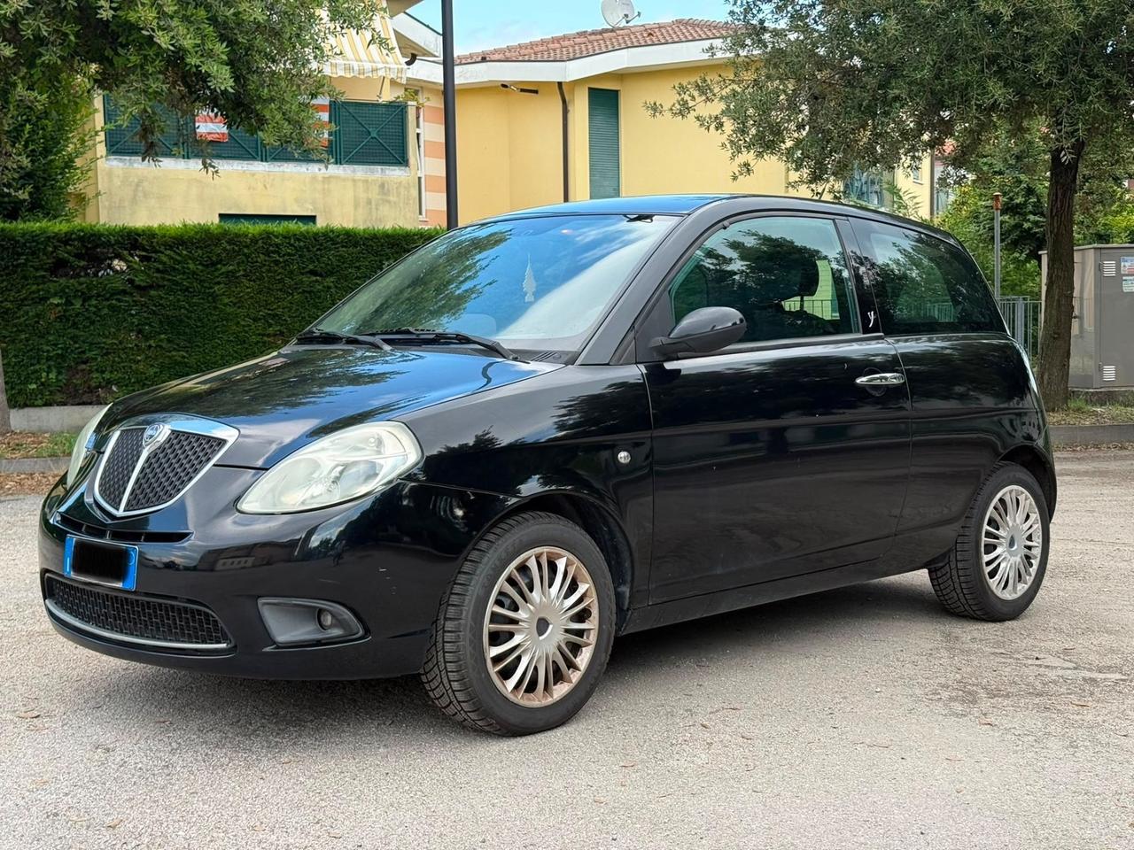 Lancia Ypsilon 1.2 Argento