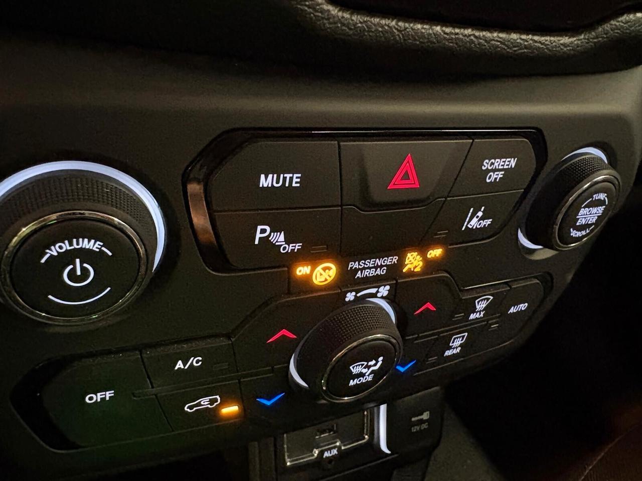 Jeep Renegade LIMITED 1.5 Turbo T4 MHEV Aut. SPOTICAR