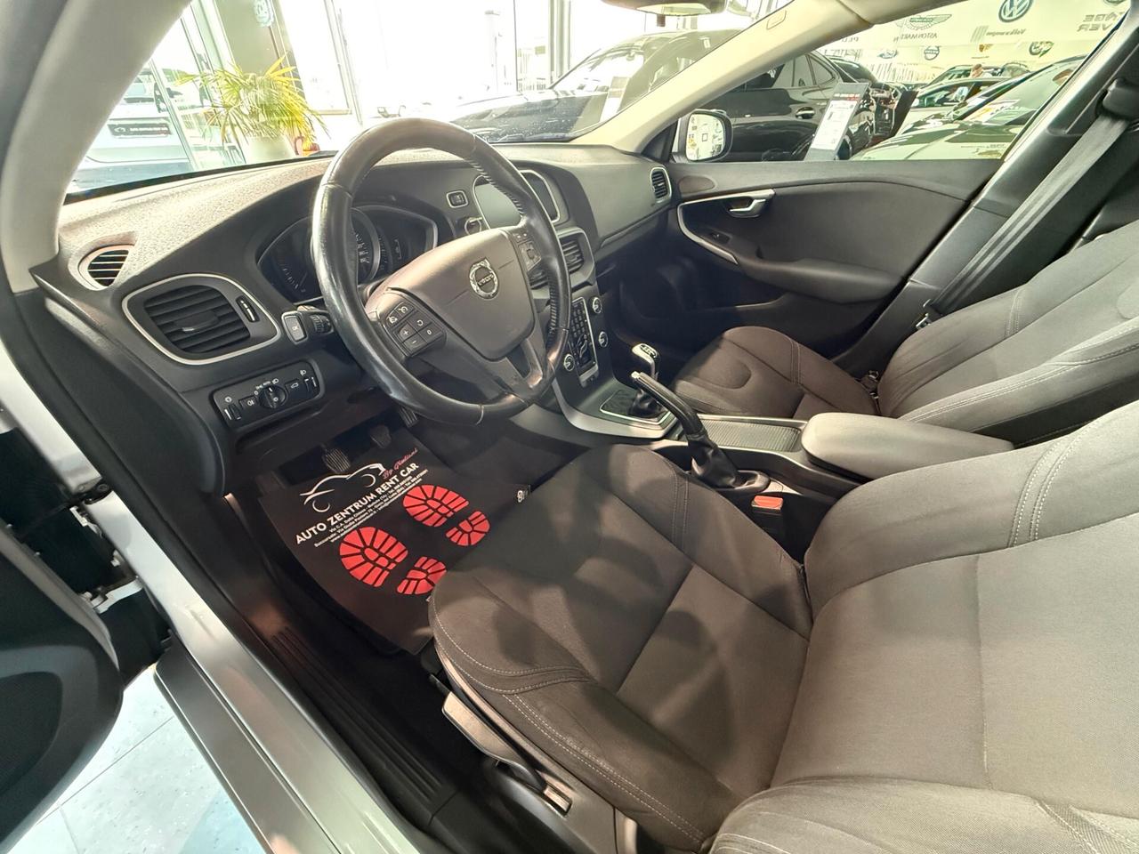 Volvo V40 D3 Momentum