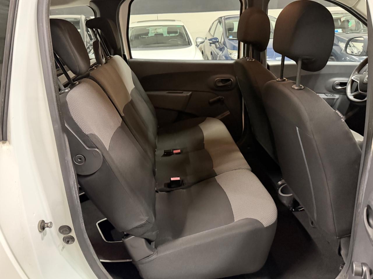 Dacia Lodgy 1.5 dCi 8V 90CV Start&Stop 5 posti Lauréate