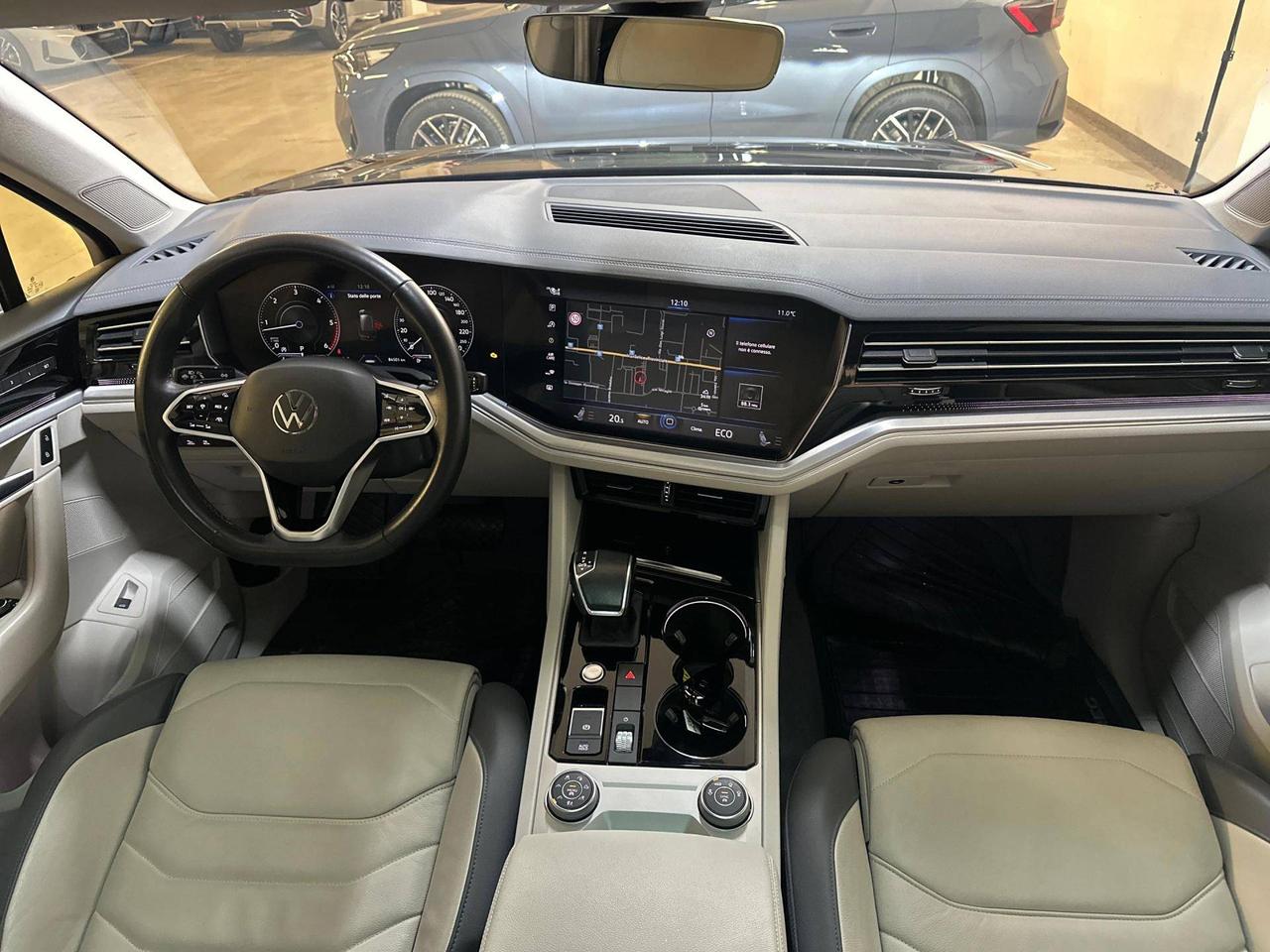 Volkswagen Touareg 3.0 V6 tdi Elegance 286cv