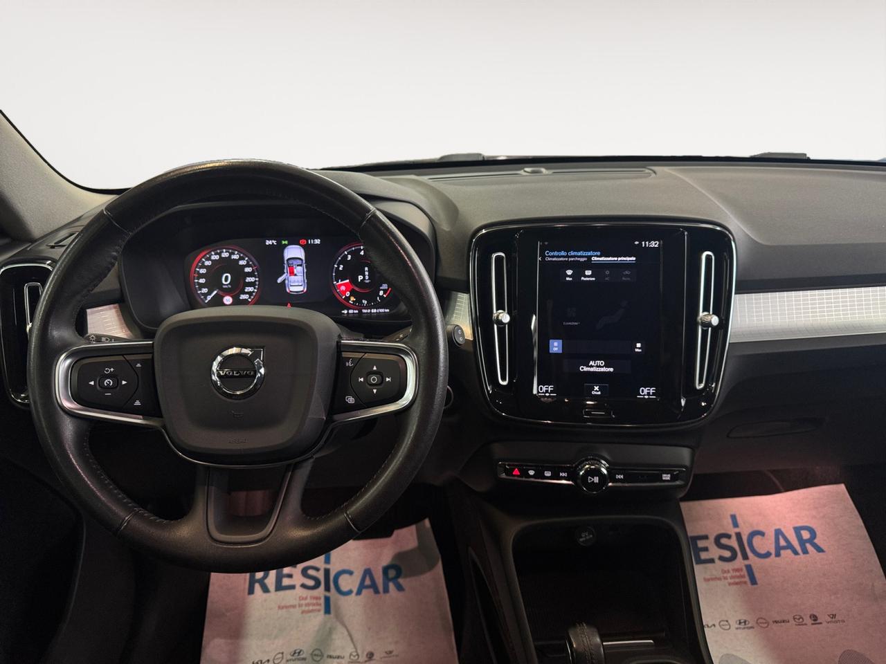 VOLVO XC40 1.5 t2 Momentum Pro Auto