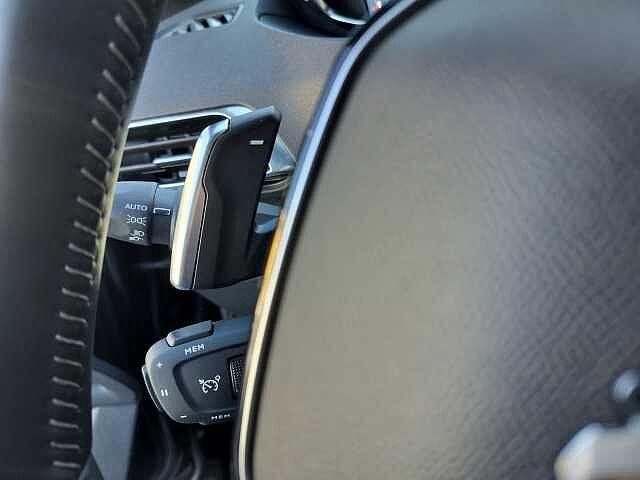 Peugeot 5008 BlueHDi 130 S&S EAT8 Allure Pack