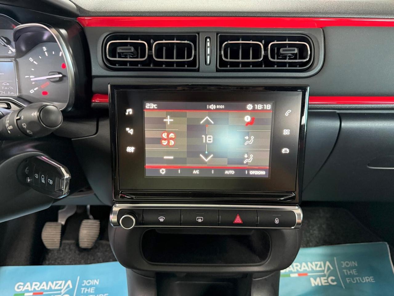 Citroen C3 PureTech 82 Shine Bicolore