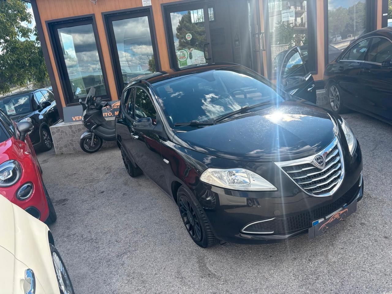 Lancia Ypsilon 1.2 69 CV 5 porte GPL Ecochic Gold