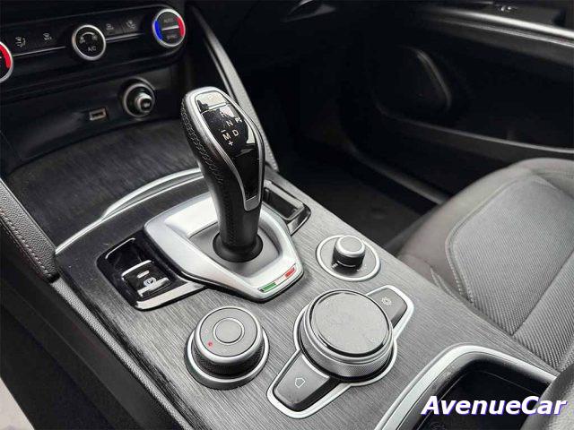 ALFA ROMEO Stelvio 2.2 t Super LEVE AL VOLANTE APPLECARPLAY IVA ESP.