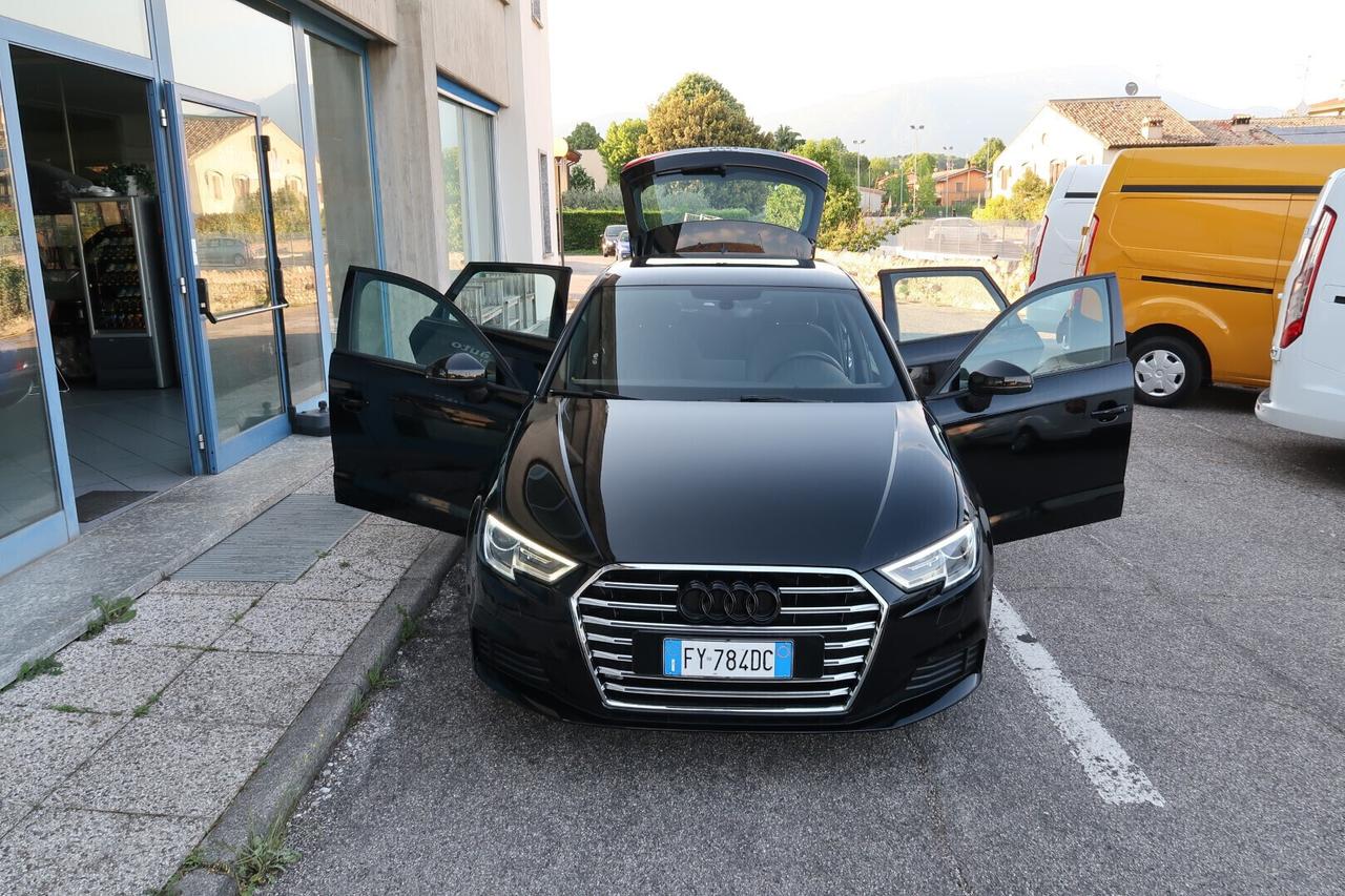 Audi A3 SPB 30 TFSI Business