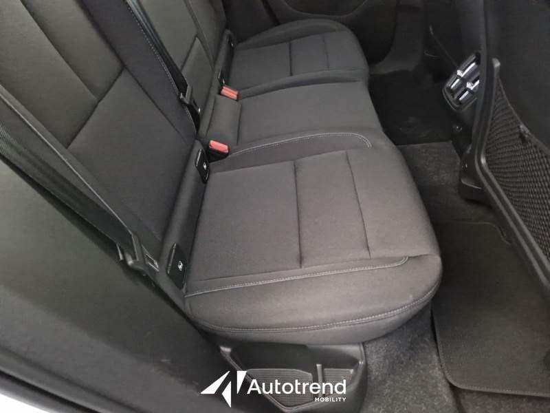 Volvo XC40 T2 129 CV NAVI LED Momentum Pro