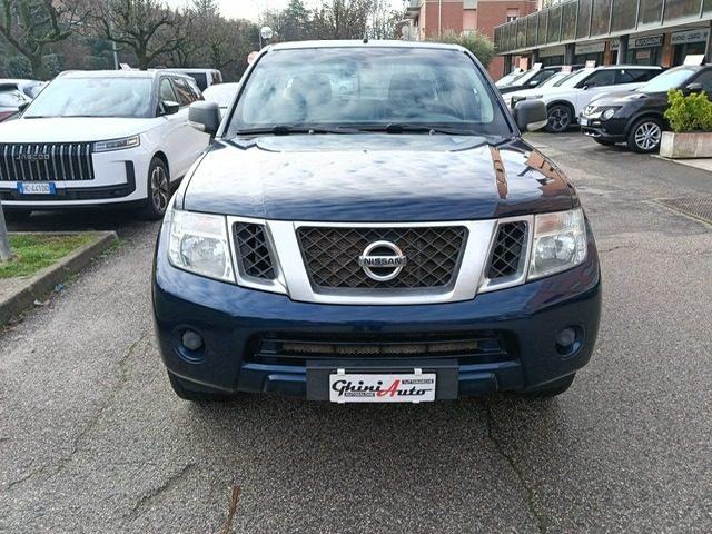 NISSAN Navara 2.5 dCi 4 PORTE 4WD Double Cab WoRK KM 116000