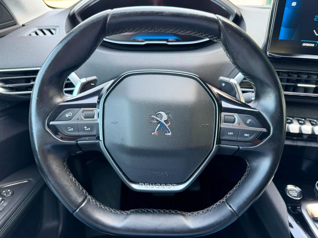Peugeot 3008 1.5 HDi 130 EAT8 ALLURE - FULL LED/KEYLESS