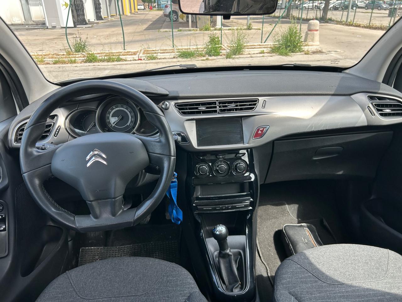 Citroen C3 BlueHDi 75 Live Edition dic/2016 full da vetrina