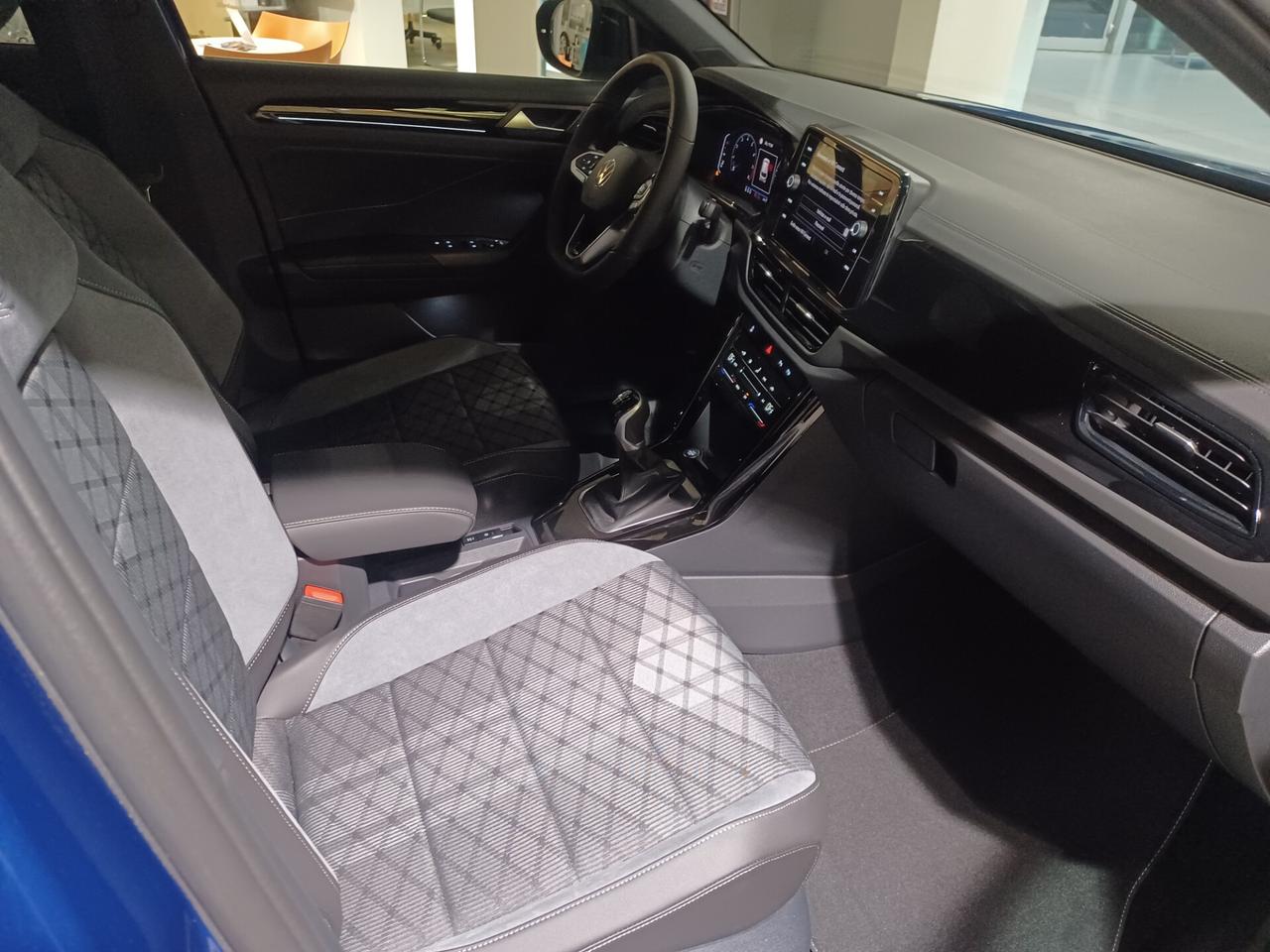 Volkswagen T-Roc 1.0 TSI R-Line Plus