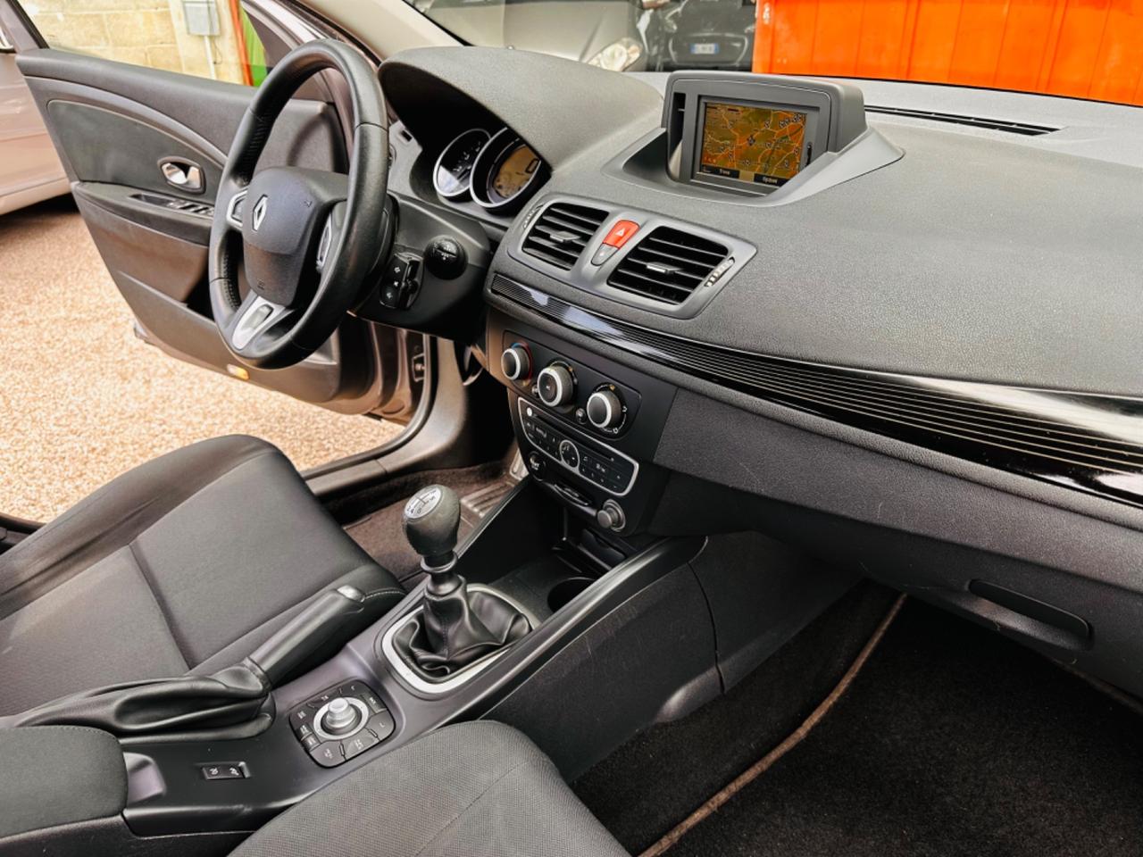 Renault Mégane 1.5 dCi 110CV EDC SporTour GT Line
