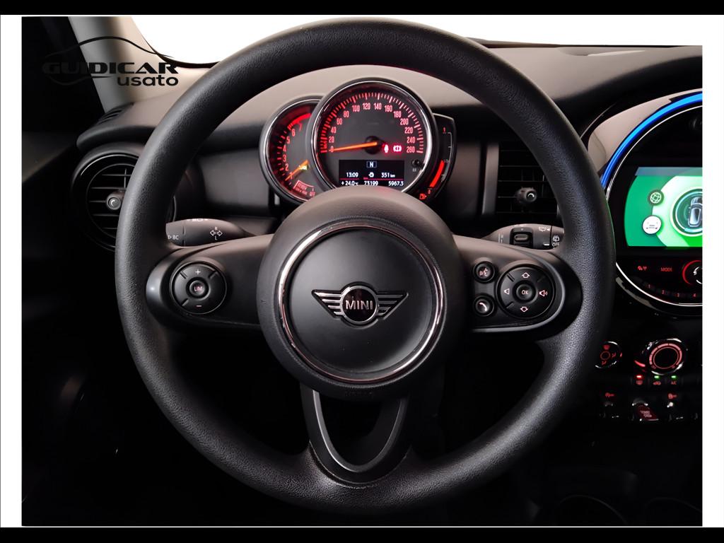 MINI Mini IV F55 2018 5p - Mini 5p 1.5 One Baker Street 75cv